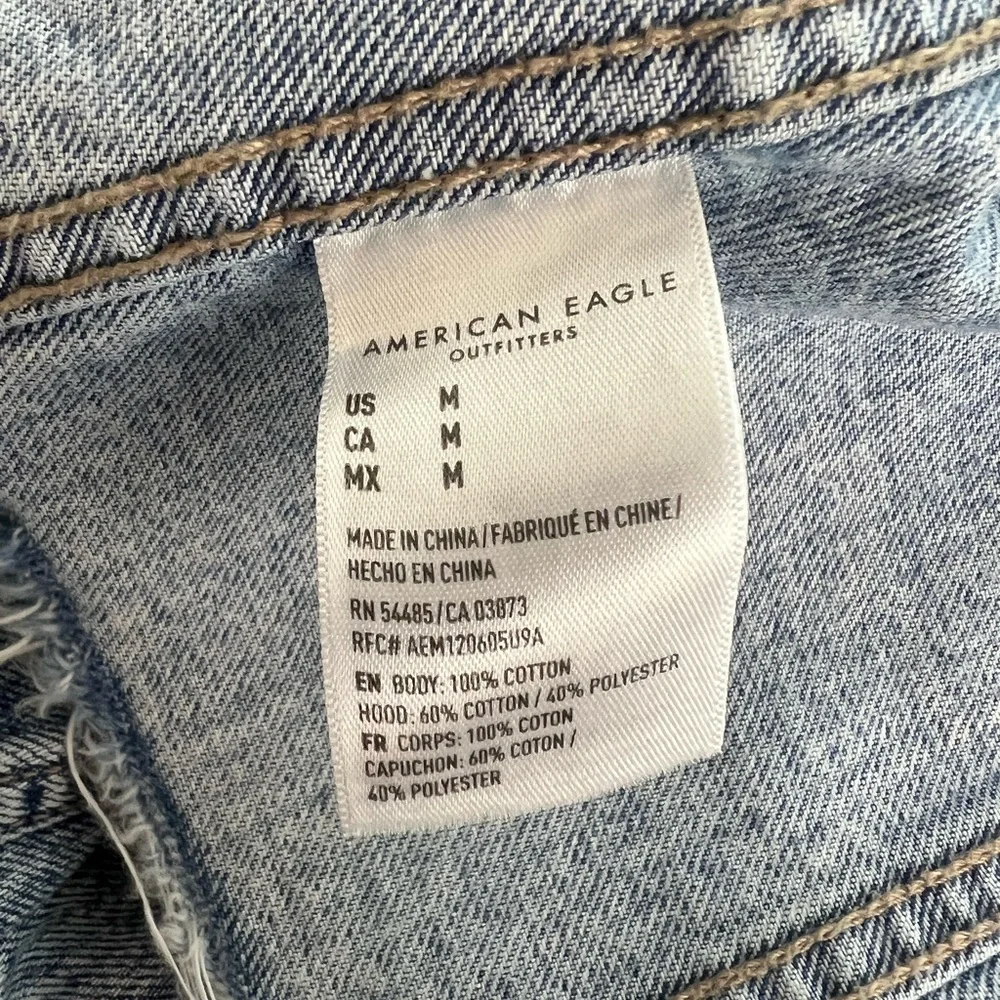 American Eagle Zipped up Distress Hoodie Denim Jackets Size: Medium - Picture 8 of 10